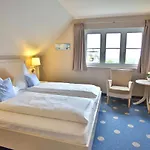 Anker's Hoern - & Restaurant Auf Der Hallig 3*