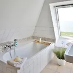 Anker's Hoern - & Restaurant Auf Der Hallig 호텔