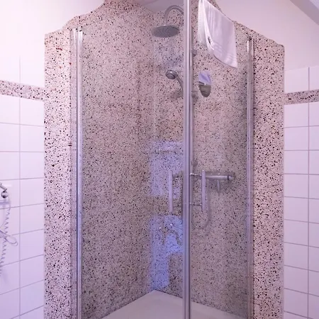 Anker's Hoern - & Restaurant Auf Der Hallig 3*